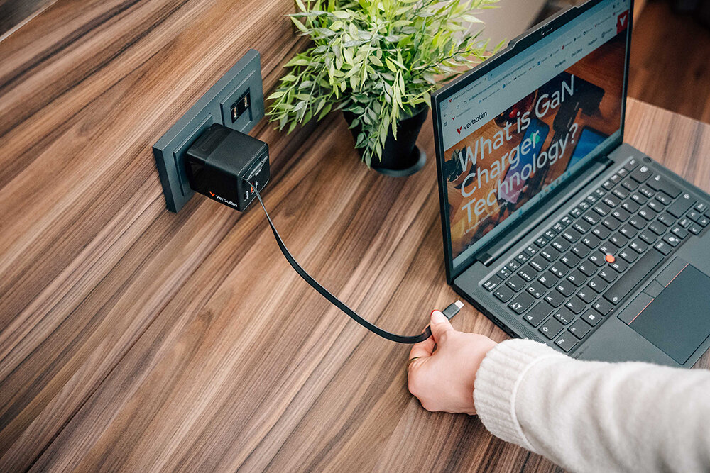 Gan Charger 65w With Cable