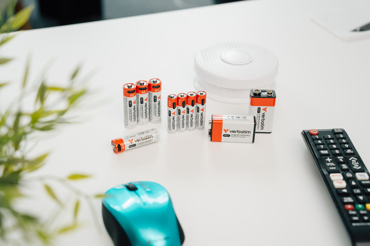 Batteries 30249 30250 30251 Sep 2026 Df 4