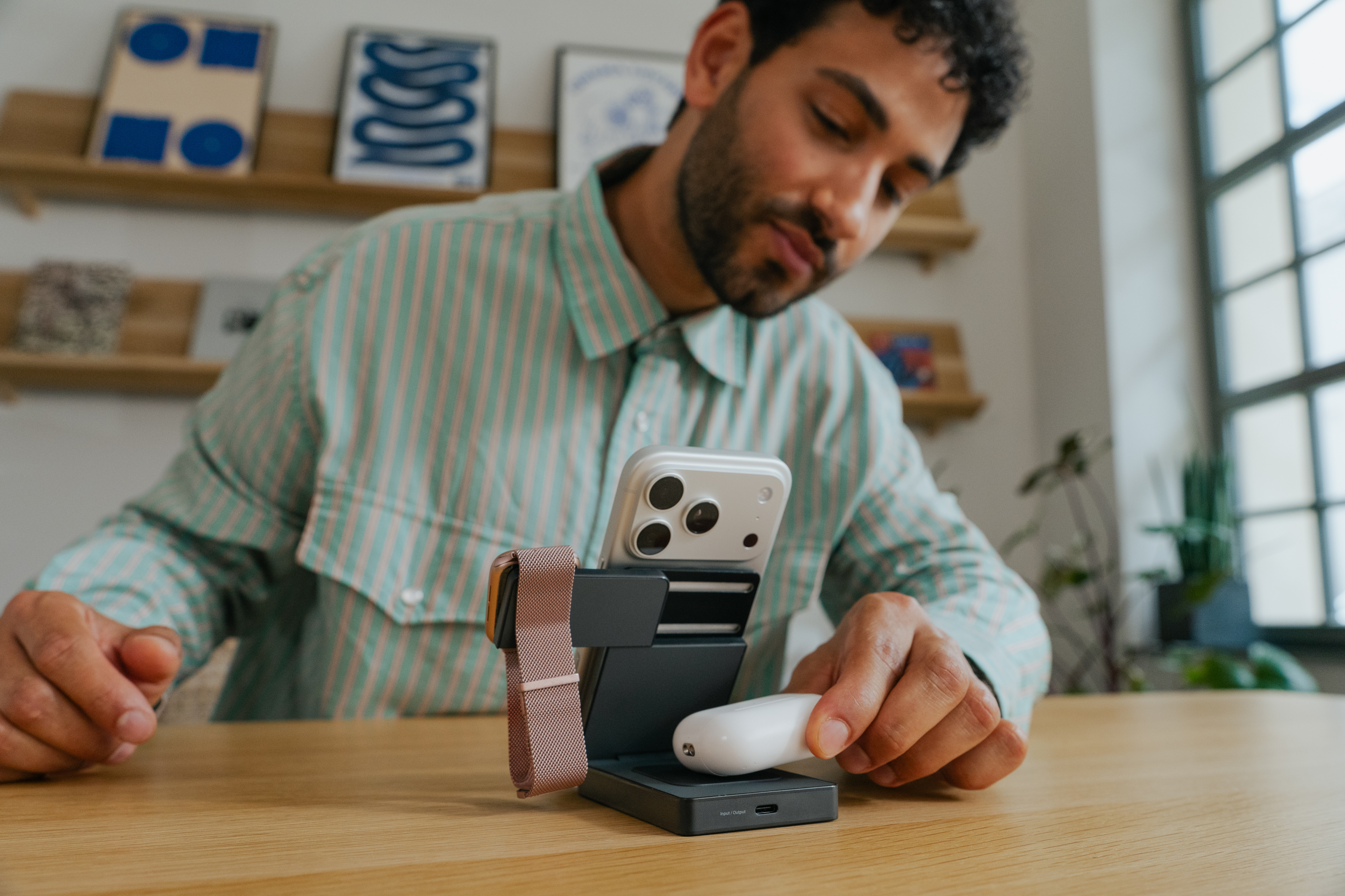 Batería externa inalámbrica magnética Charge 'n' Go Qi2 de 5000 mAh, color gris