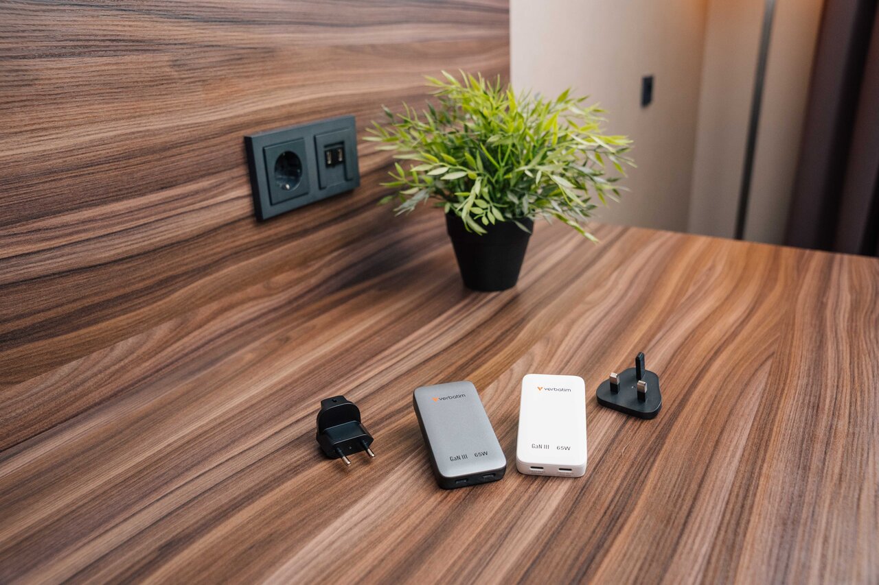 Essentials Slim Gan Charger 30280 30281 July 2026 Df 1
