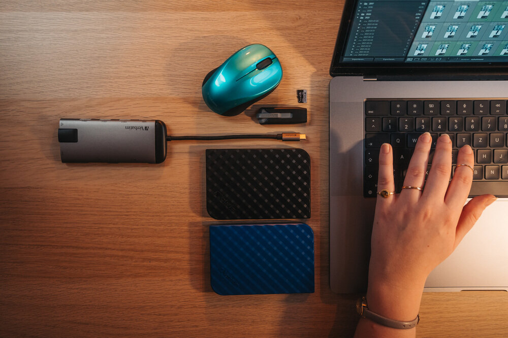 Verbatim Lifestyle Pictures Clean Up Your Desk 49141 49173 49044 47042 53200 53250 Ab 2
