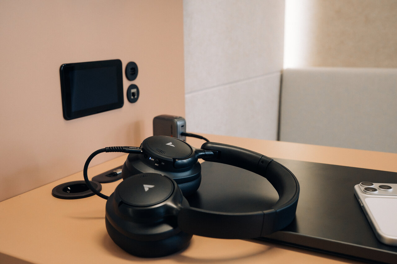 Headset 30194 September 2026 Ab